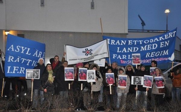 گزارش تصویری از آکسیون اعتراضی در اعتراض به بازداشت محمدرضا علیخانی و حکم اخراج وی و خانواده اش در استکهلم